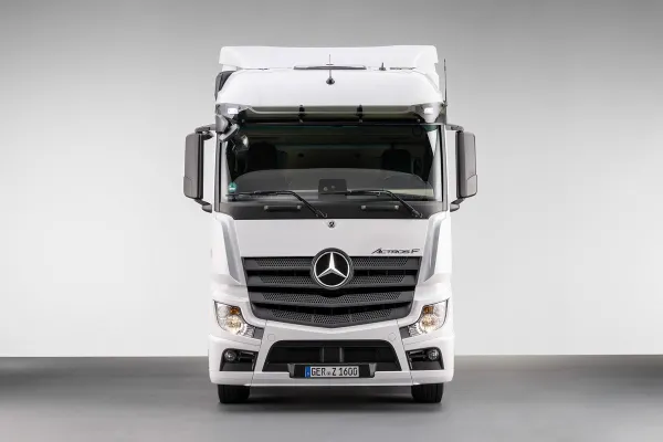 Mercedes-Benz новый тягач Actros F 450hp 4X2 (модель 1845)