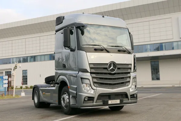 новый дорожный трактор Mercedes-Benz 420hp 4X2 (модель 1842 LS)