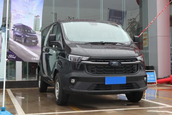 Jiangling Новый Цюаньшунь 2023 модель 143л.с. 6-местный 2,0T дизельный 5-зубчатый ручной короткоосный малогабаритный пассажирский автомобиль многоцелевого назначения (национальный 6)