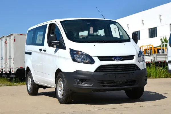 Jiangling New Quanshun 122 лошадиные силы 5-местный 2,0T дизельный низкоуровневый многоцелевой пассажирский автомобиль (национальный 6)