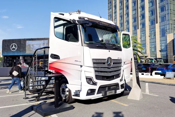 Mercedes-Benz Actros C тяжелый грузовик Premium версии 580hp 6X4 AMT Automatic Block Tractor (No.6) (BJ4266Y6DHL-02)